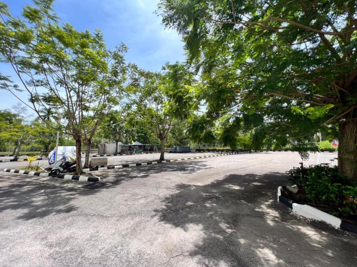 Maya Apartment Bay View Villas Port Dickson Dış mekan fotoğraf